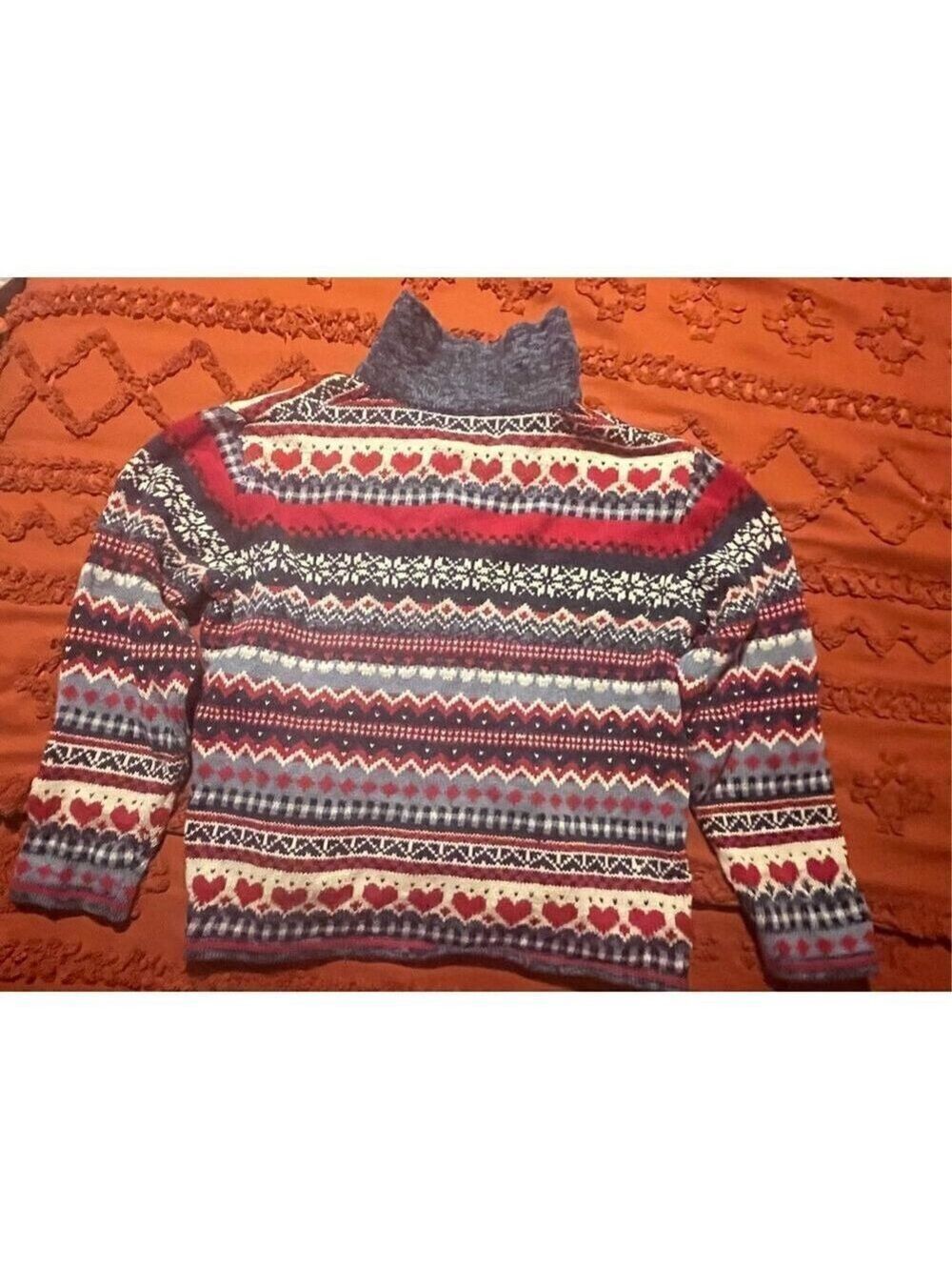 Heirloom  Collectibles sweater. Hearts, squares and diamonds. Size medium. - Picture 8 of 16